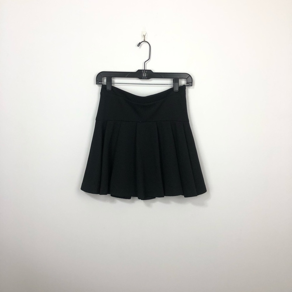 NWT BCBG Black Skater Skirt Size 4